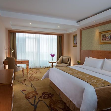 Vienna International Hotel Shanghai Baoshan Pangu Road מראה חיצוני תמונה
