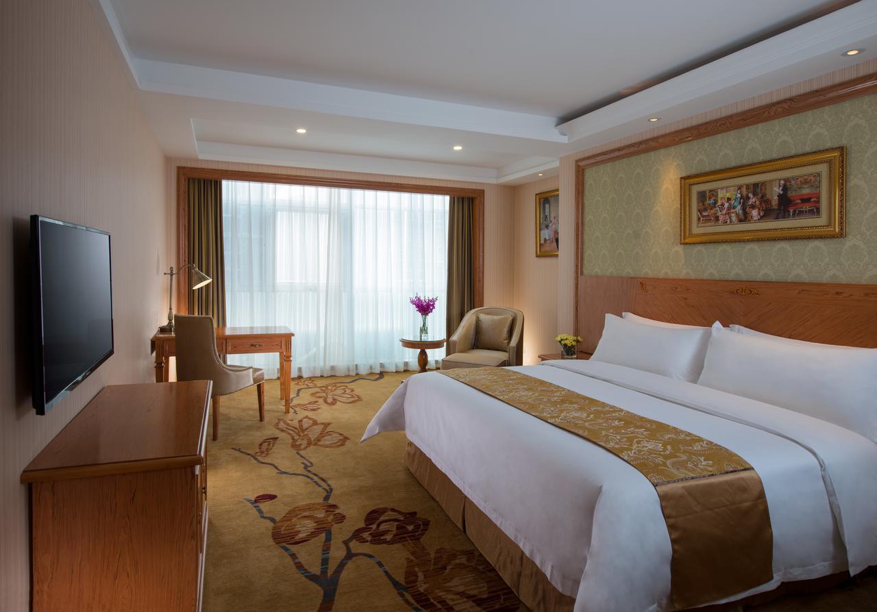 Vienna International Hotel Shanghai Baoshan Pangu Road מראה חיצוני תמונה